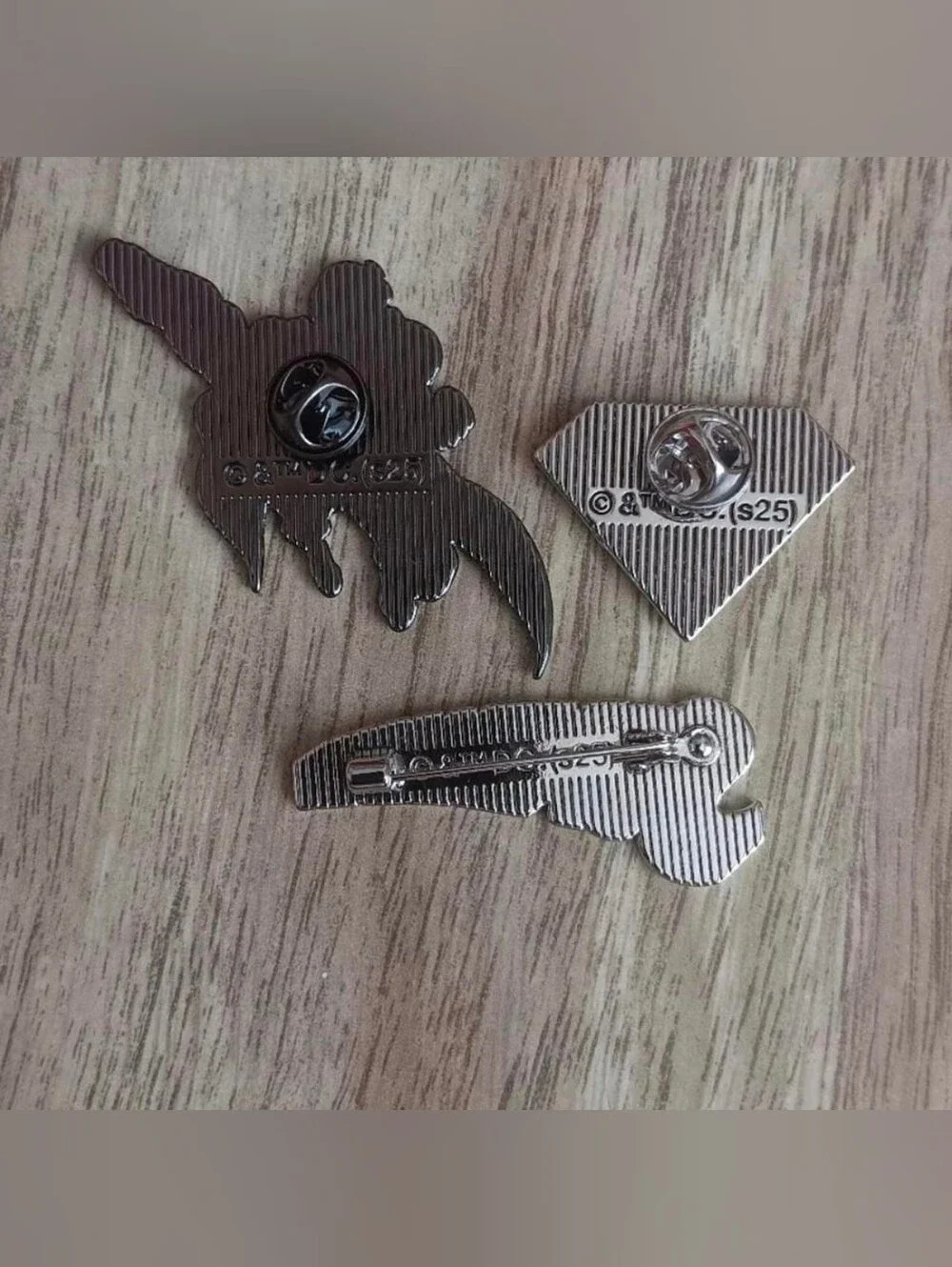 3 PCS Superman Pin